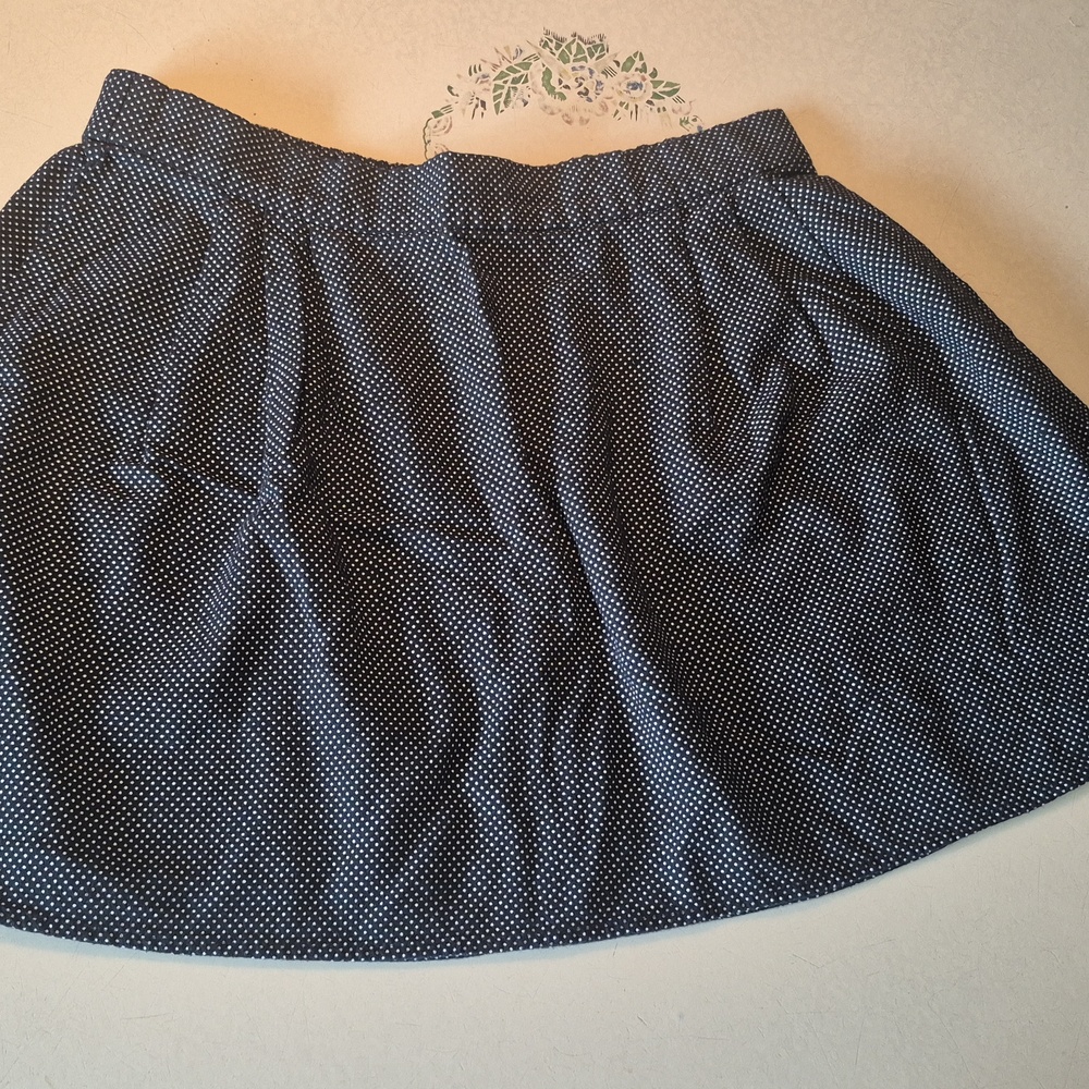 Old Navy Black and White A-Line Skirt